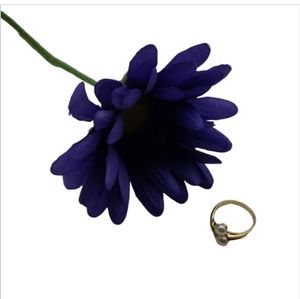 PRICE DROP! GORGEOUS gold and pearl ring.